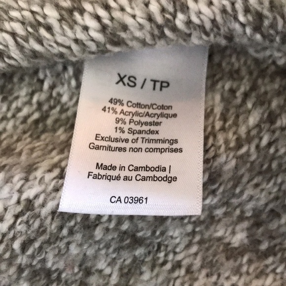 Wind River | Fair Isle Fabulous cozy grey and white knit sweater - XS - Picture 9 of 11